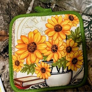 Sunflower potholders